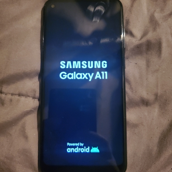 Samsung A11 Cell phone Unlocked - Picture 1 of 8